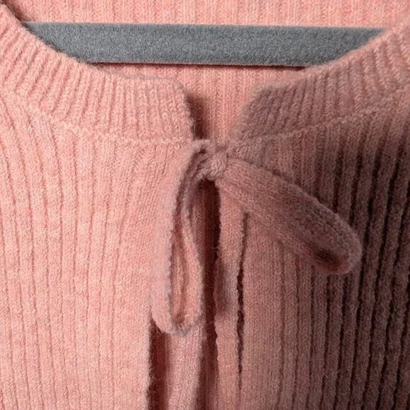 GU Front Ribbon Tie Pink Ribbed Knit Cardigan Size Small Balletcore Softgirl - Picture 5 of 10